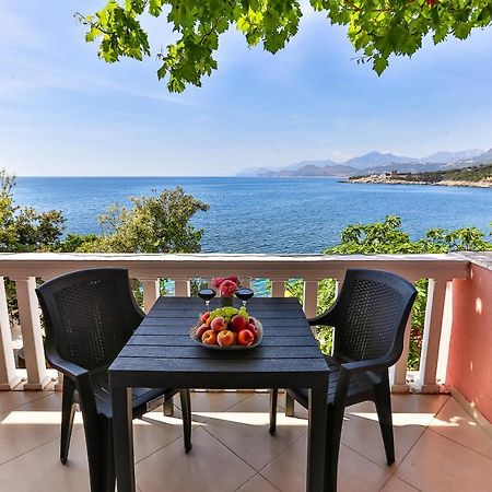 Dreamsea Apartment Утеха Екстериор снимка