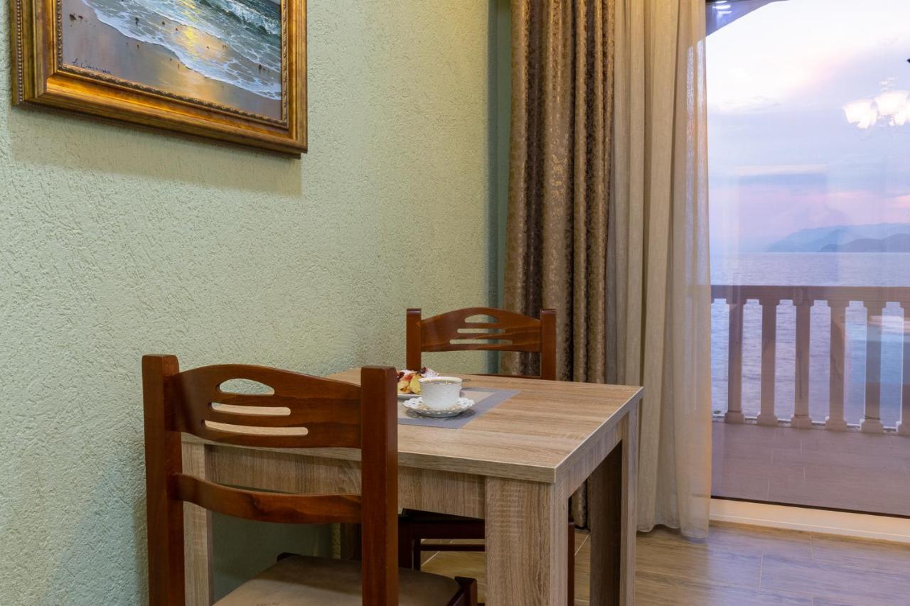 Dreamsea Apartment Утеха Екстериор снимка