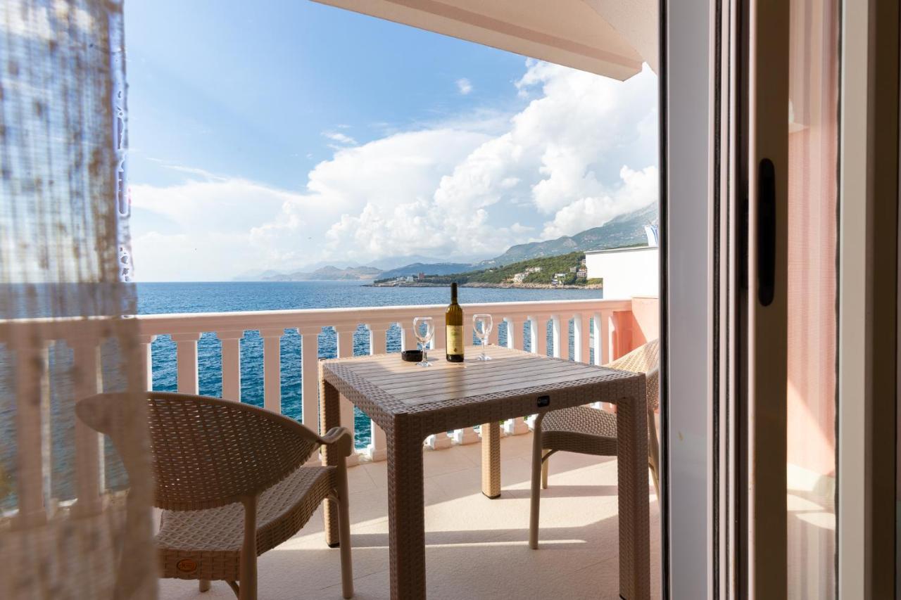 Dreamsea Apartment Утеха Екстериор снимка