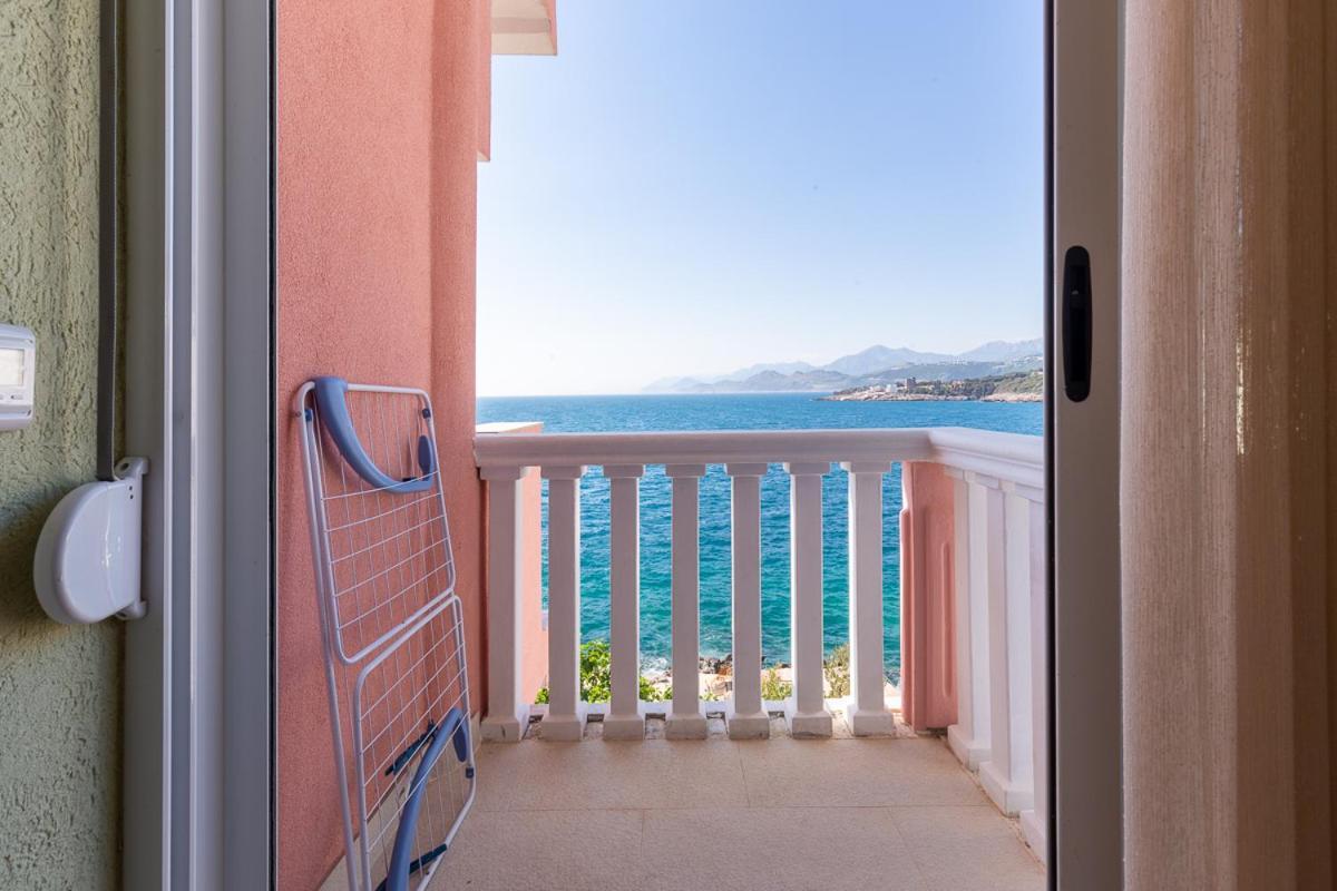 Dreamsea Apartment Утеха Екстериор снимка